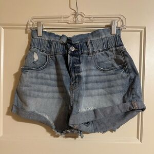 Eunina Ruffle Denim shorts